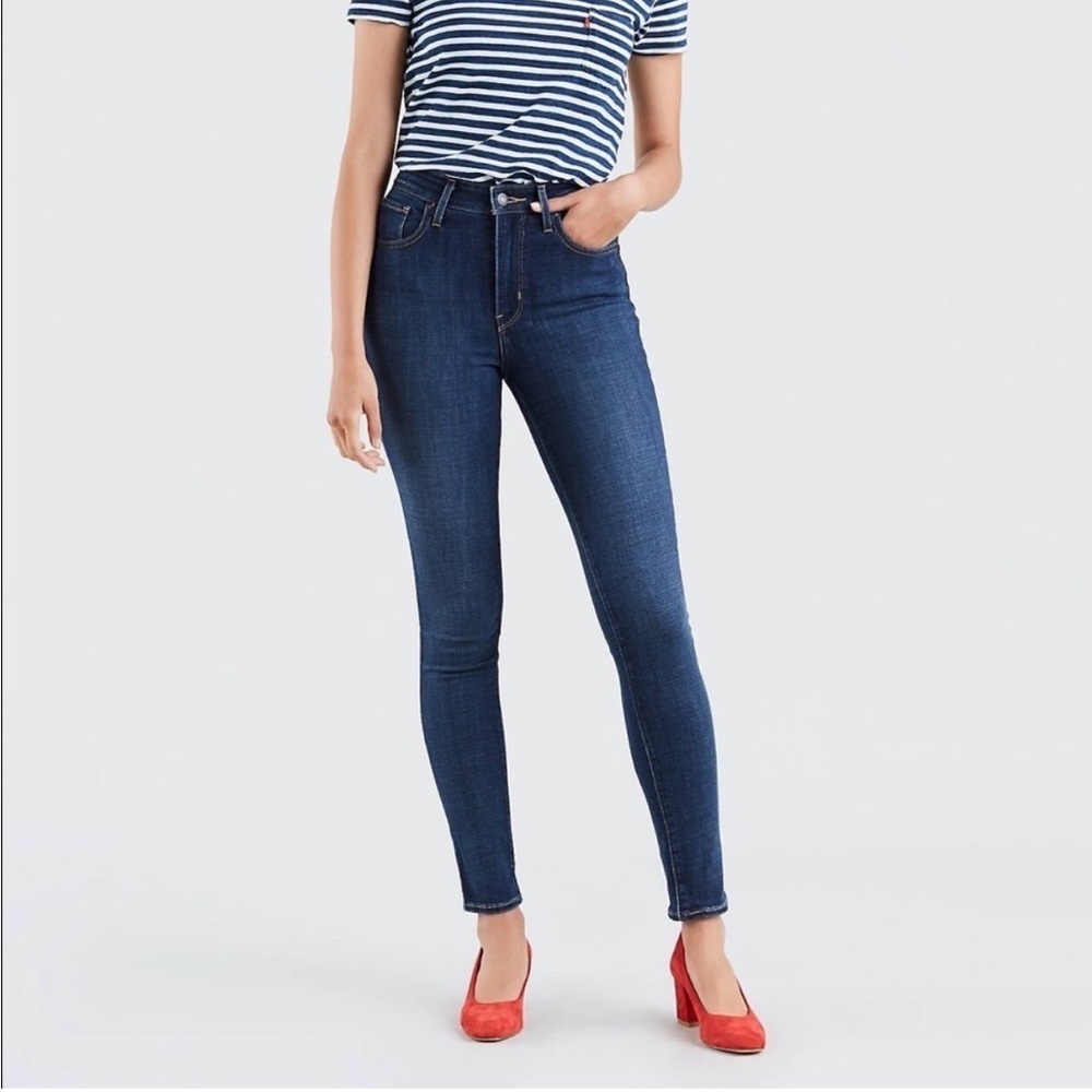 NWOT Levi’s 721 High Rise Skinny Jean Size 26